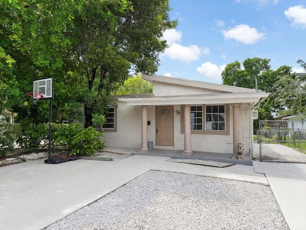 216 Nw 12th Court #3, Pompano Beach