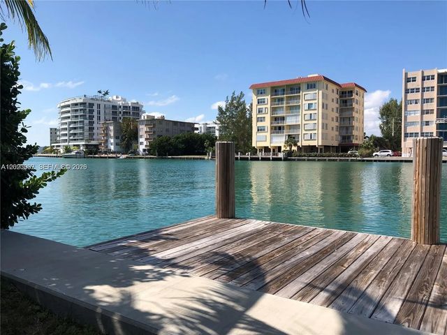 4 of 10 - 9480 Bay Drive, Surfside, FL