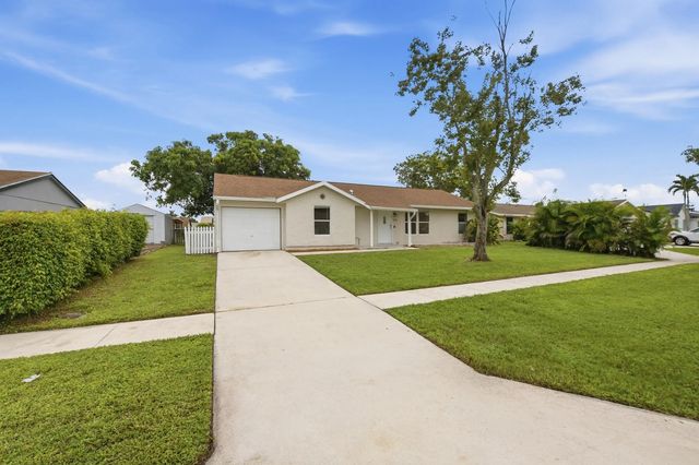 3 of 42 - 5141 Saint John Avenue N, Boynton Beach, FL