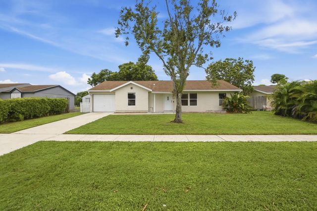 4 of 42 - 5141 Saint John Avenue N, Boynton Beach, FL