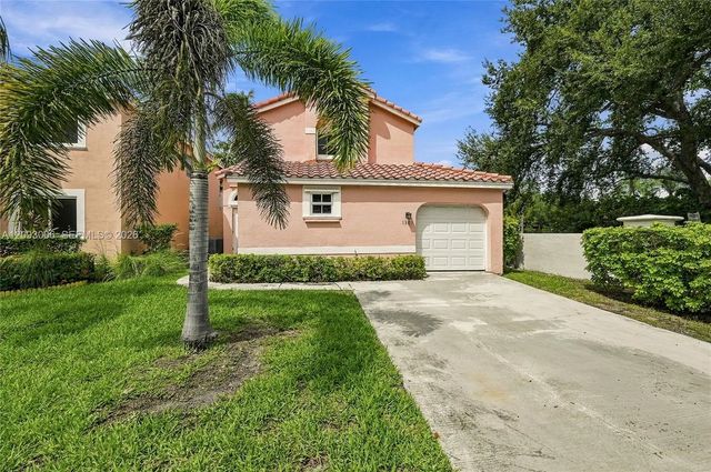 2 of 48 - 1301 Se 5th Court, Dania Beach, FL