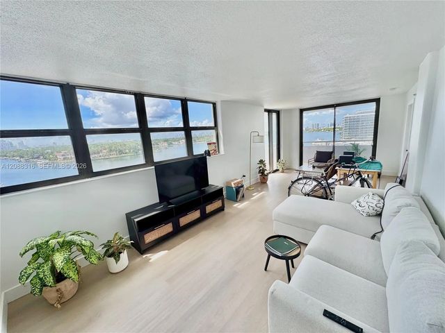 5 of 45 - 6830 Indian Creek Drive #7e, Miami Beach, FL