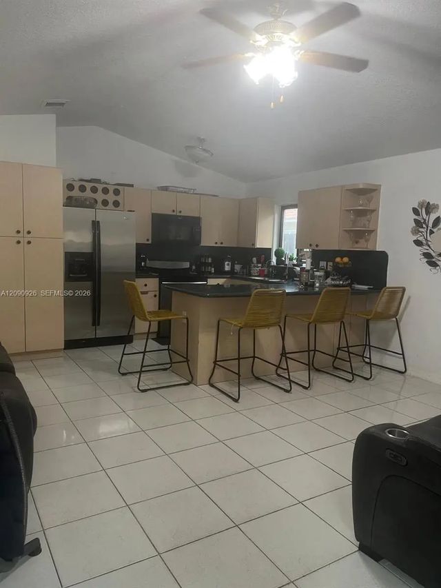 4 of 14 - 10071 Nw 127 Terrace, Hialeah Gardens, FL
