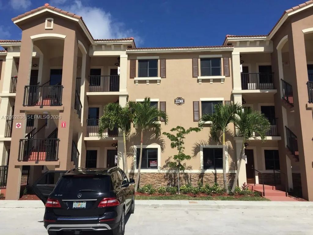 22301 Sw 88 Place #302-3, Cutler Bay