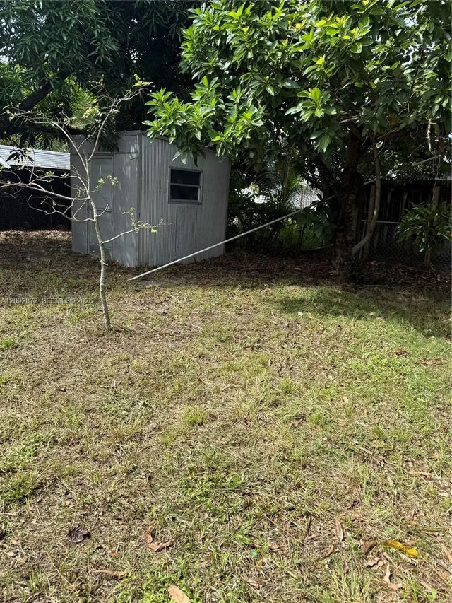 3 of 3 - 3692 W 2nd Avenue, Hialeah, FL
