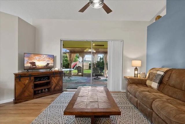 4 of 28 - 17713 32nd Lane N, Loxahatchee, FL