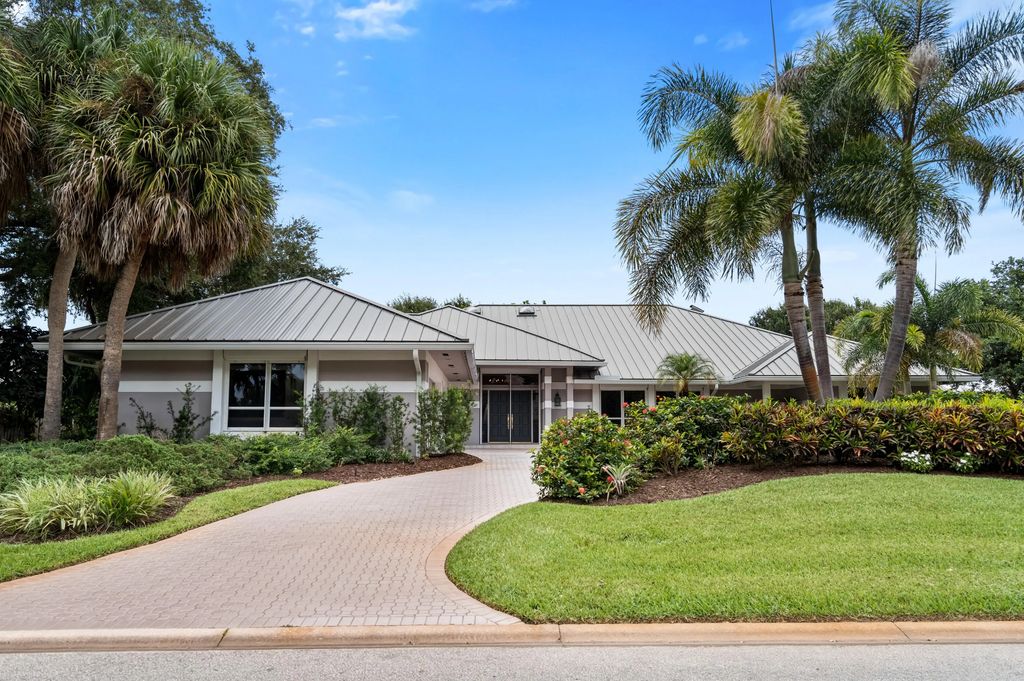 5883 Se Glen Eagle Way, Stuart