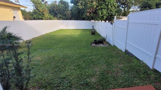 2 of 42 - 5829 Grant Street, Hollywood, FL