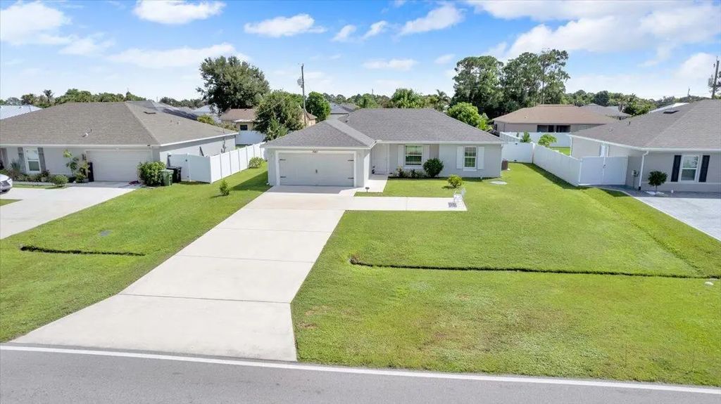 3957 Sw Savona Boulevard, Port St. Lucie