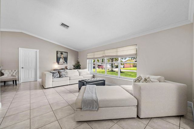 4 of 58 - 10975 Nw 19th Street, Coral Springs, FL