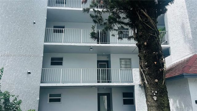 2 of 23 - 9410 Live Oak Place #207, Davie, FL