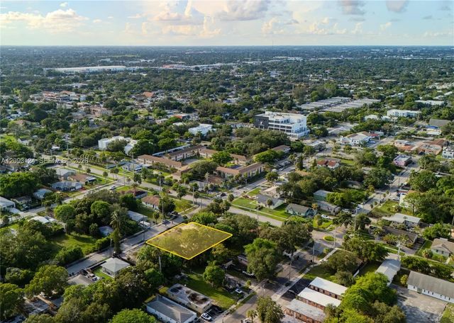 426 Nw 14th Avenue #1-8, Fort Lauderdale