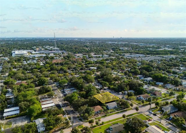 4 of 18 - 426 Nw 14th Avenue #1-8, Fort Lauderdale, FL