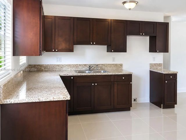 3 of 16 - 1788 Nw 112th Terrace, Miami, FL