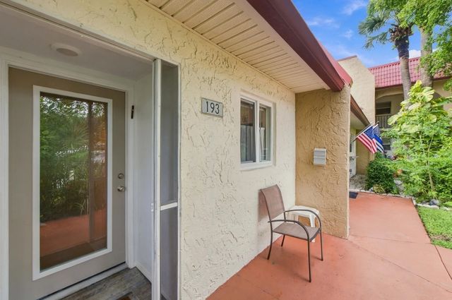 3 of 32 - 193 Lake Evelyn Drive, West Palm Beach, FL