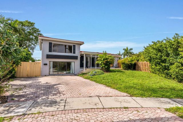 3 of 66 - 1425 Ne 4th Court, Boca Raton, FL