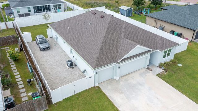 2 of 31 - 1912 Sw Fanfare Street, Port St. Lucie, FL