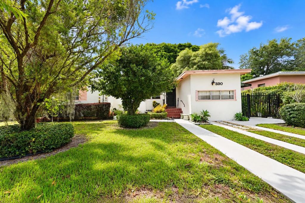 330 Nw 144th Street, Miami