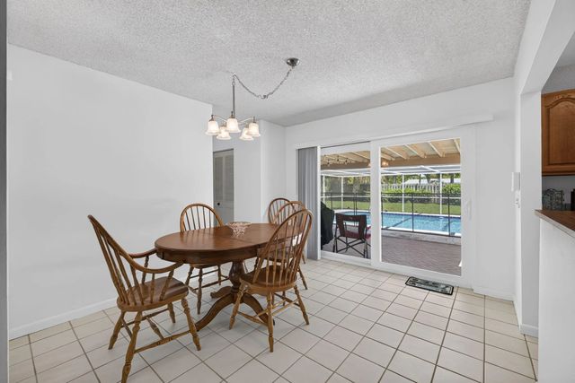 4 of 21 - 921 Se Flamingo Avenue, Stuart, FL