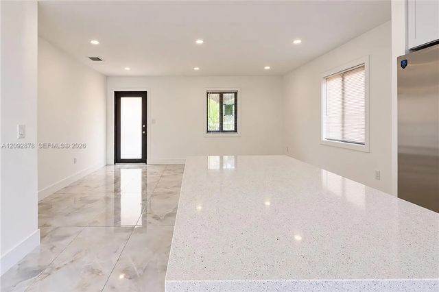 3 of 29 - 835 Nw 126th Street, North Miami, FL
