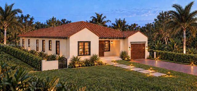 122 Camilo Avenue, Coral Gables
