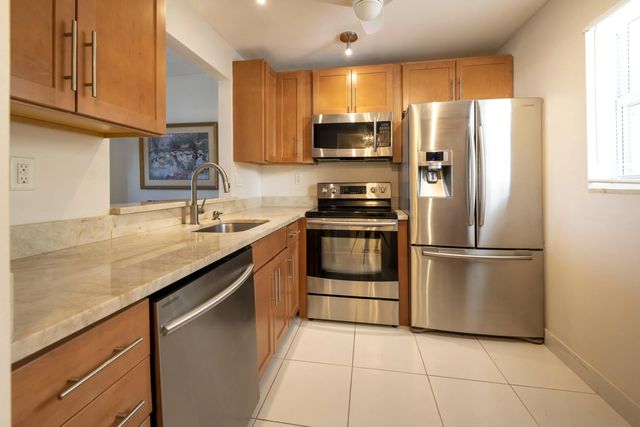 3 of 40 - 1391 S Ocean #803, Pompano Beach, FL