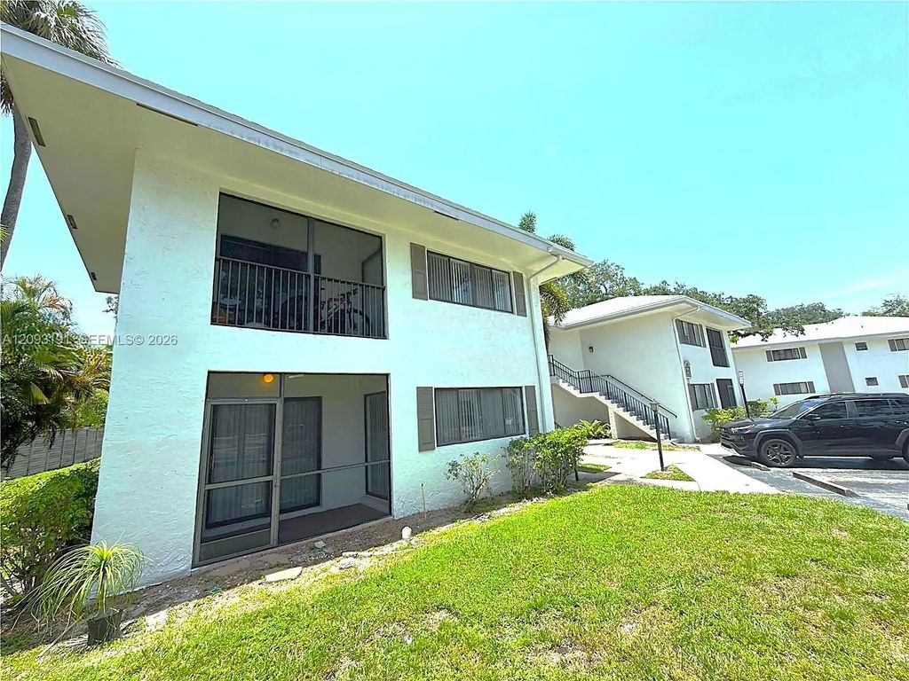 403 Nw 68th Avenue #309, Plantation