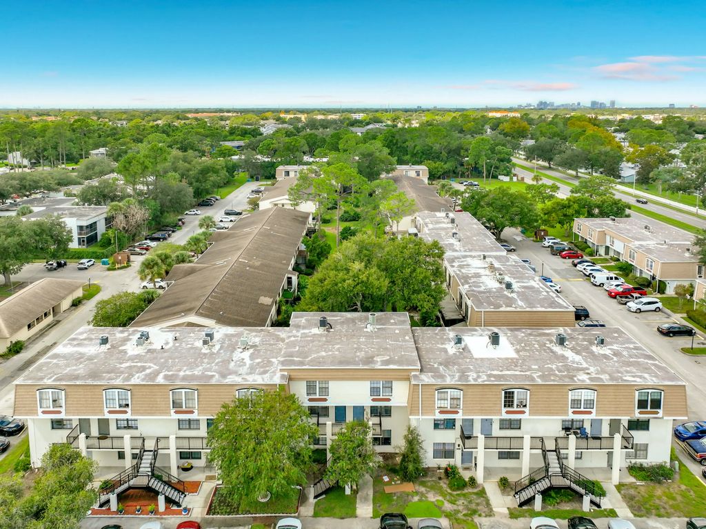 6091 Village Circle S #6091, Orlando
