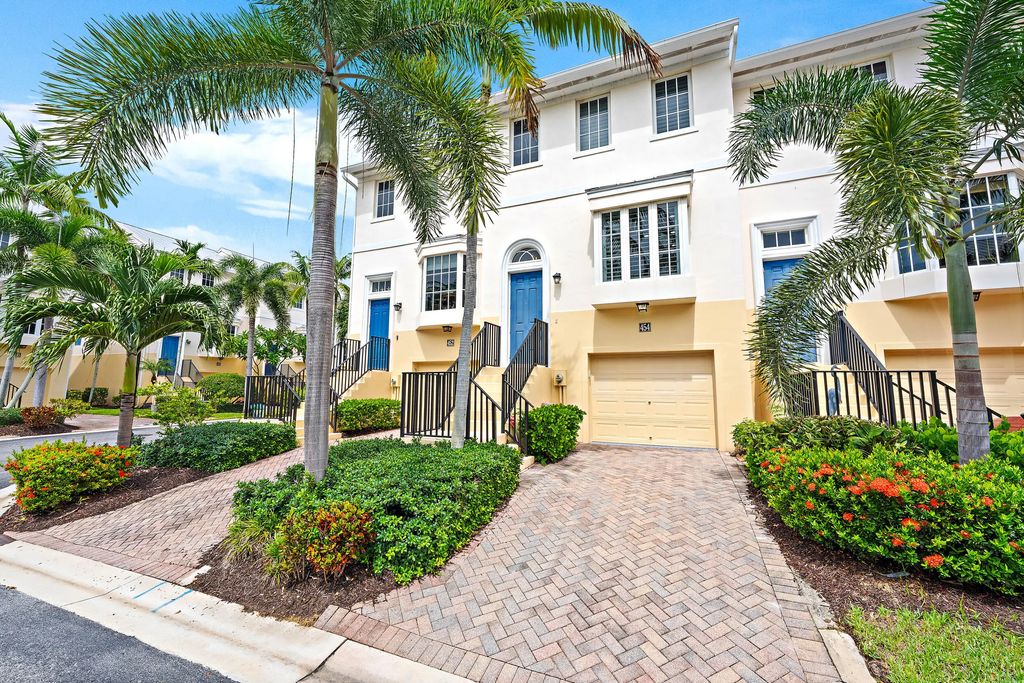 454 Juno Dunes Way, Juno Beach