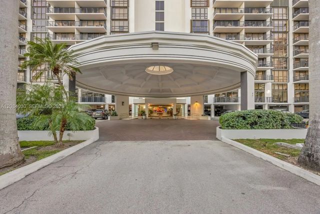 1450 Brickell Bay Drive #511, Miami