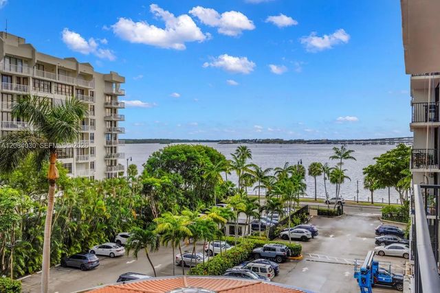 3 of 3 - 1450 Brickell Bay Drive #511, Miami, FL
