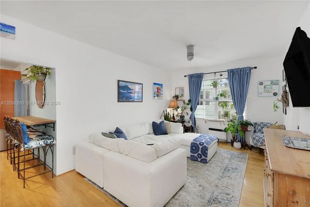 2 of 26 - 1005 Meridian Avenue #8, Miami Beach, FL
