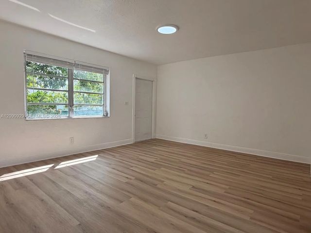 3 of 15 - 1250 Nw 58th Street, Miami, FL