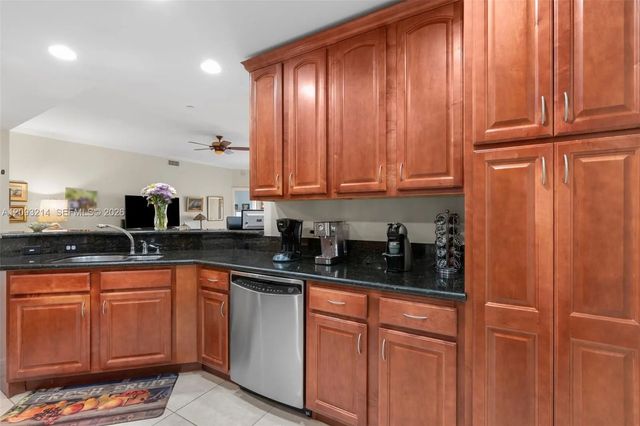 5 of 34 - 16101 Emerald Estates Drive #448, Weston, FL