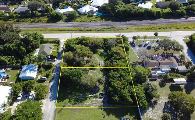 3 of 6 - 0 Se Lyons Street, Hobe Sound, FL