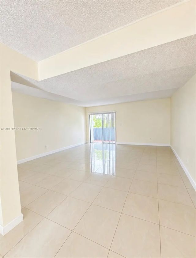 9357 Fontainebleau Boulevard #d310, Miami