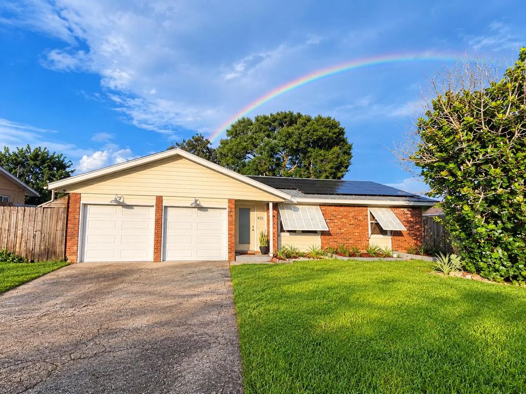 453 Se Asbury Lane, Port St. Lucie