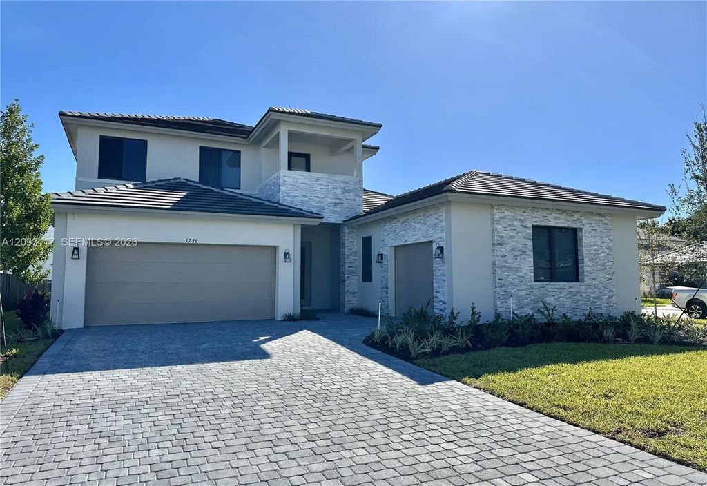 5796 Sw 104th Terrace, Cooper City