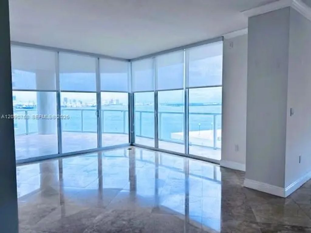 218 Se 14th Street #1901, Miami