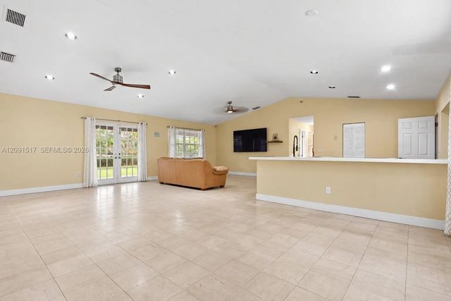 4 of 62 - 15221 Sw 158th Street, Miami, FL