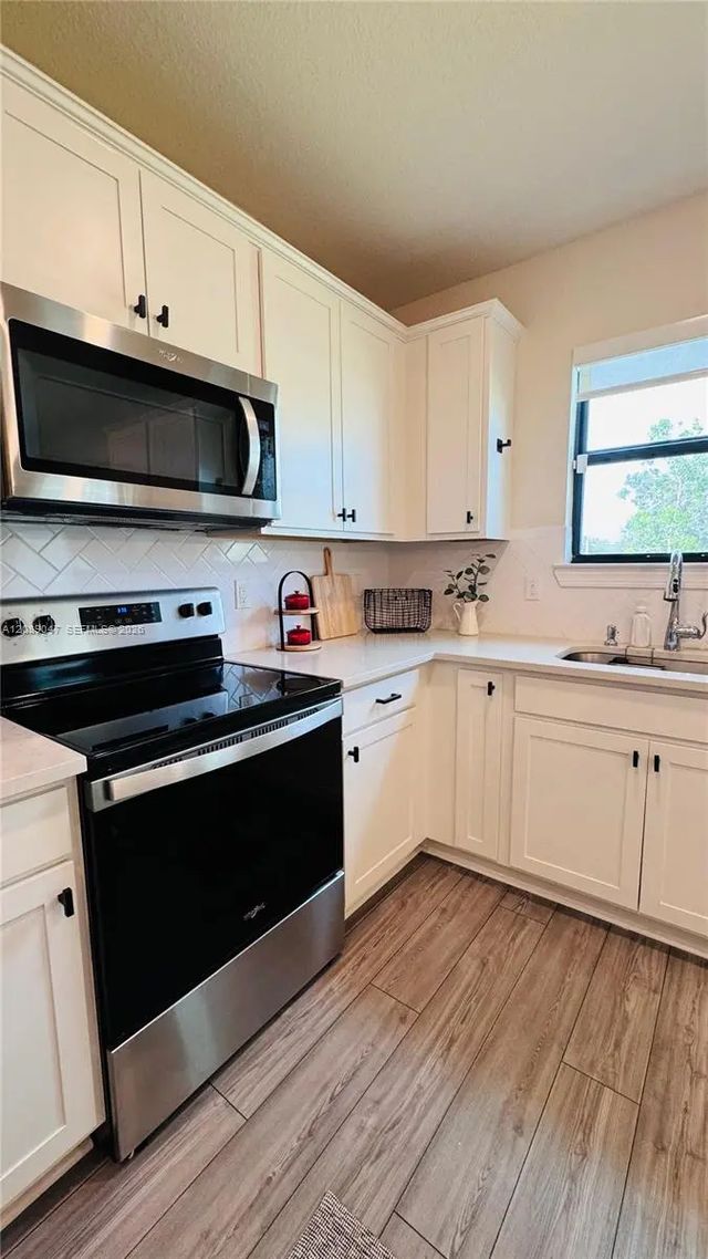 4 of 37 - 3117 Buttonwood Court, Lauderdale Lakes, FL