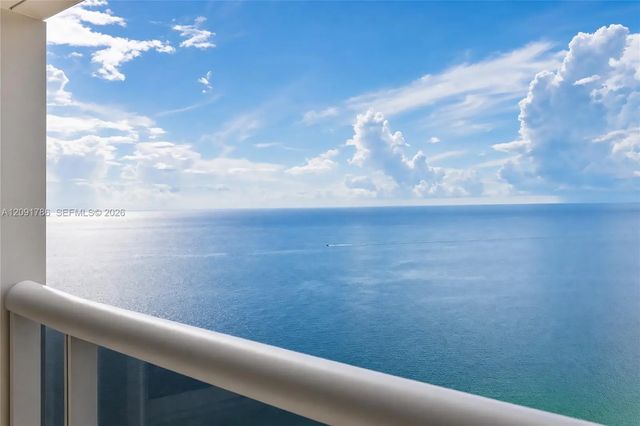 3 of 60 - 15811 Collins Avenue #4007, Sunny Isles Beach, FL