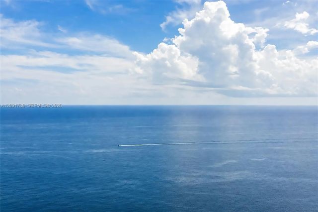 4 of 60 - 15811 Collins Avenue #4007, Sunny Isles Beach, FL