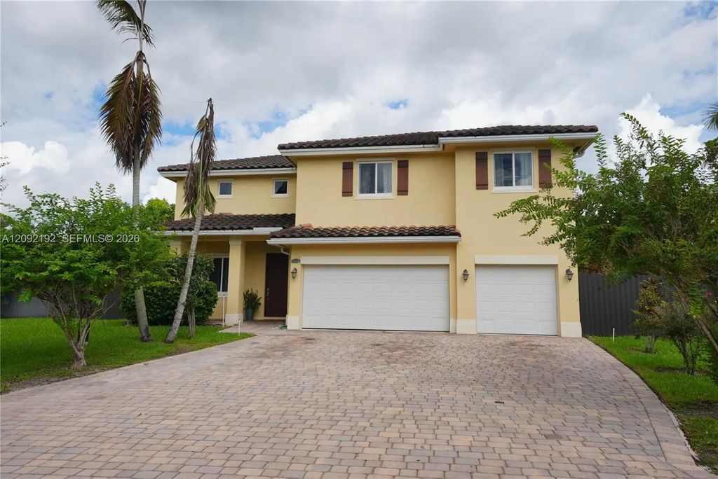 13261 Sw 209th Street, Miami