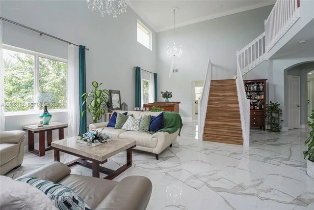 4 of 17 - 13261 Sw 209th Street, Miami, FL