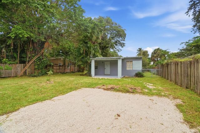 1725 Sw 14th Court, Fort Lauderdale