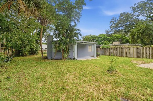 2 of 20 - 1725 Sw 14th Court, Fort Lauderdale, FL