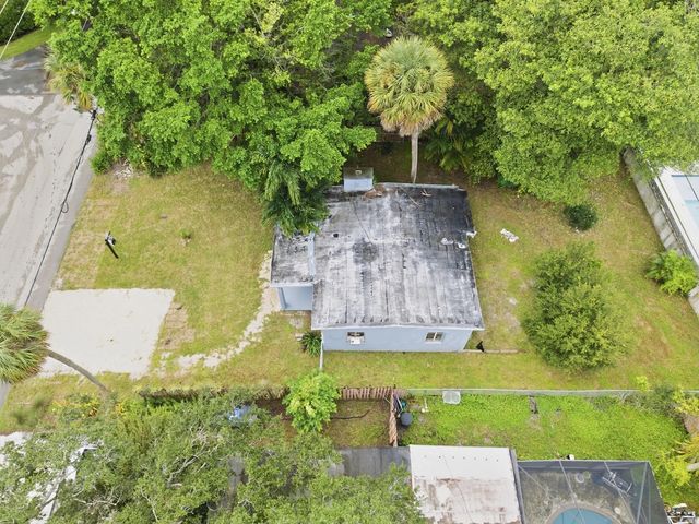 4 of 20 - 1725 Sw 14th Court, Fort Lauderdale, FL