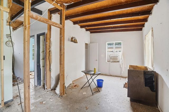 5 of 20 - 1725 Sw 14th Court, Fort Lauderdale, FL