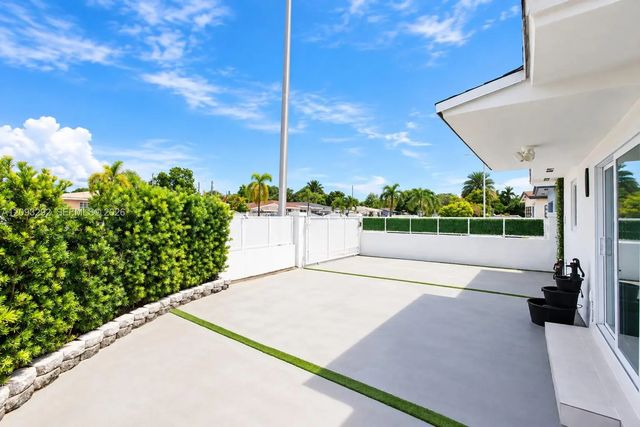 2 of 19 - 798 W 31st Street, Hialeah, FL